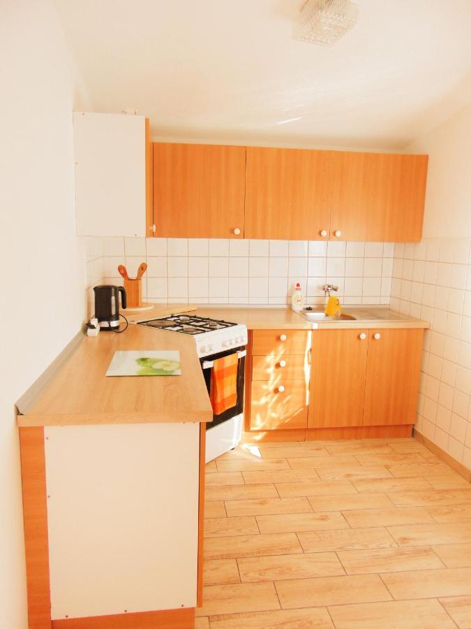 Apartman Mia Lägenhet Vir Exteriör bild